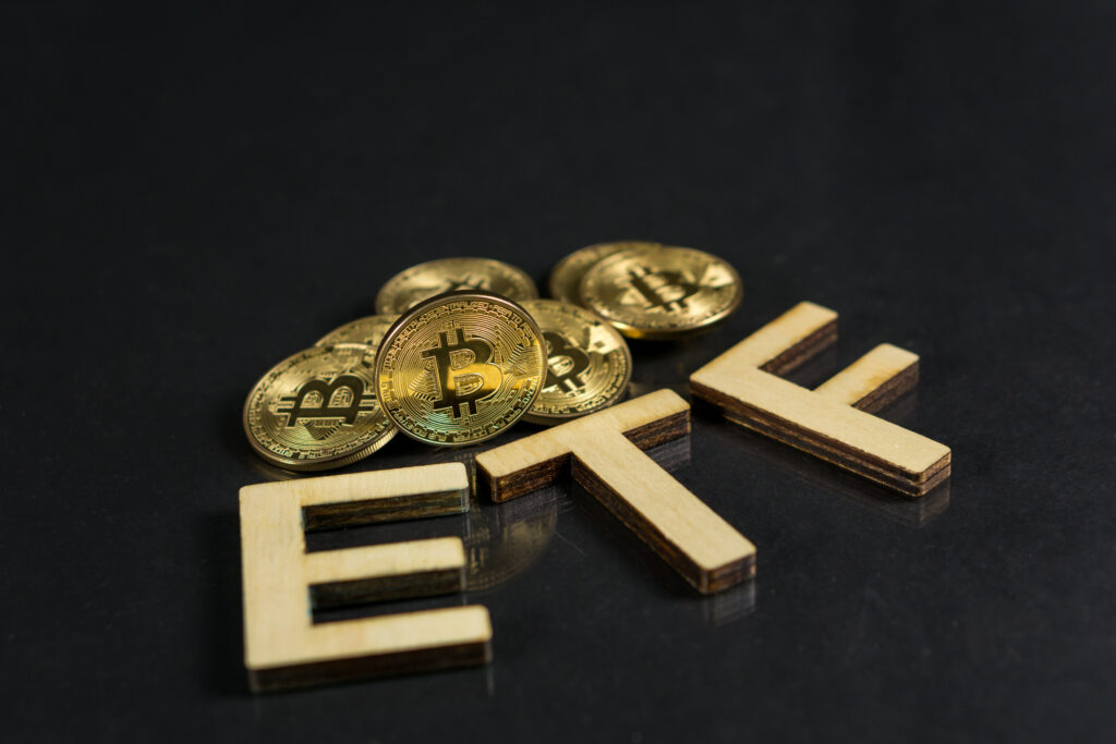SEC Faces Midnight Deadline to Appeal Court Ruling on Grayscale Bitcoin ETF