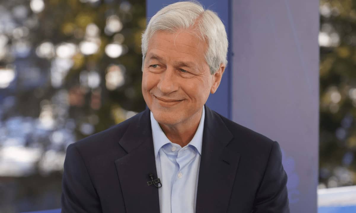 Jamie Dimon Says He’ll “Defend Your Right to Buy Bitcoin” After Price Pump